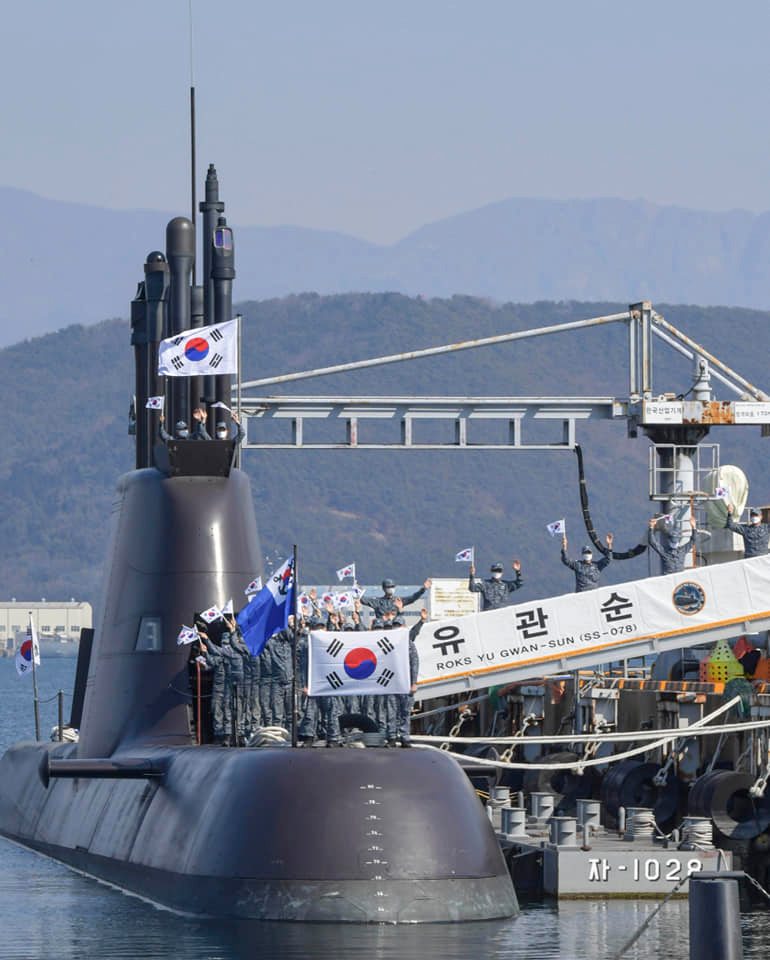 La tecnologa germana ha servido para que firmas locales sean capaces de poner a punto su propio diseo de submarinos ocenicos convencionales. (ROK Navy)  